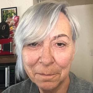 Meet your Posher, Corinne